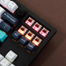 Teclado Keychron Q3 Max con retroiluminación RGB intercambiable y perilla marrón - Negro