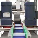 Automatic Label Applicator for Flat Containers