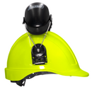 Casco de seguridad tipo cachucha con orejeras montables